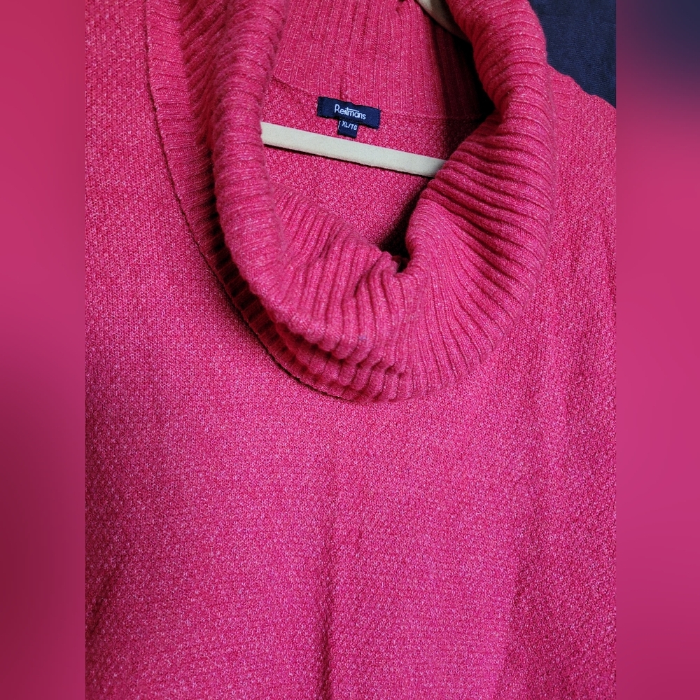 ✨️3/$25✨️ Reitmans Pink Cowl Neck Sweater